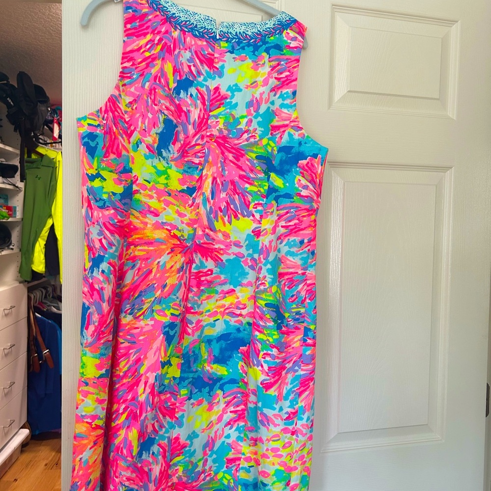 Muti Color Lilly Pulitzer  Size 16 Slim Cut